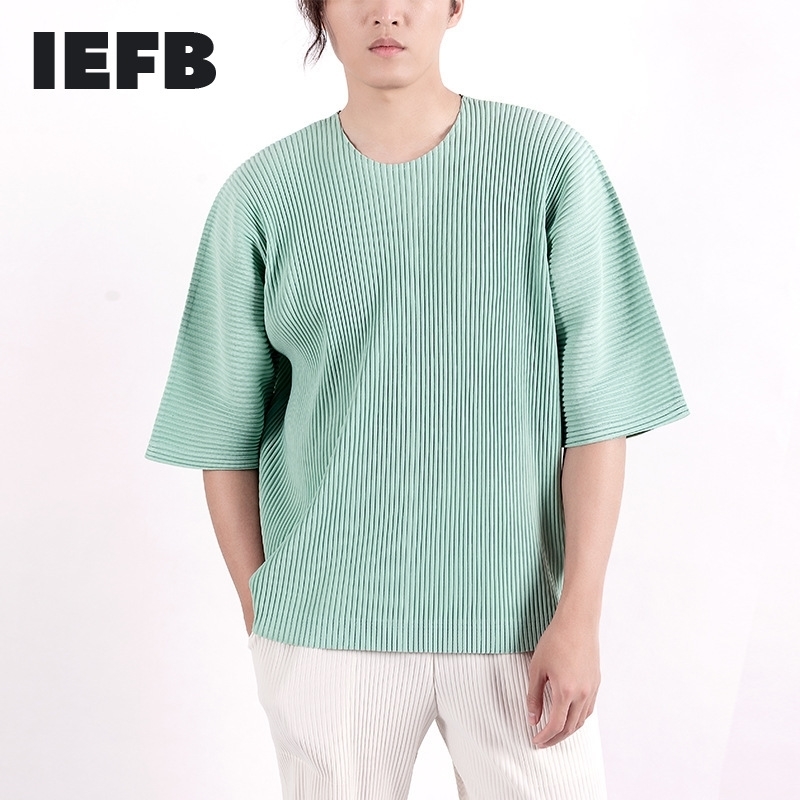 

IEFB Japanese Streetwear Fashion Pleated Men's Elastic O-neck Green T-shirt Summer Loose Casual Short Sleeve Pullover Tops 210524, Iron-gray