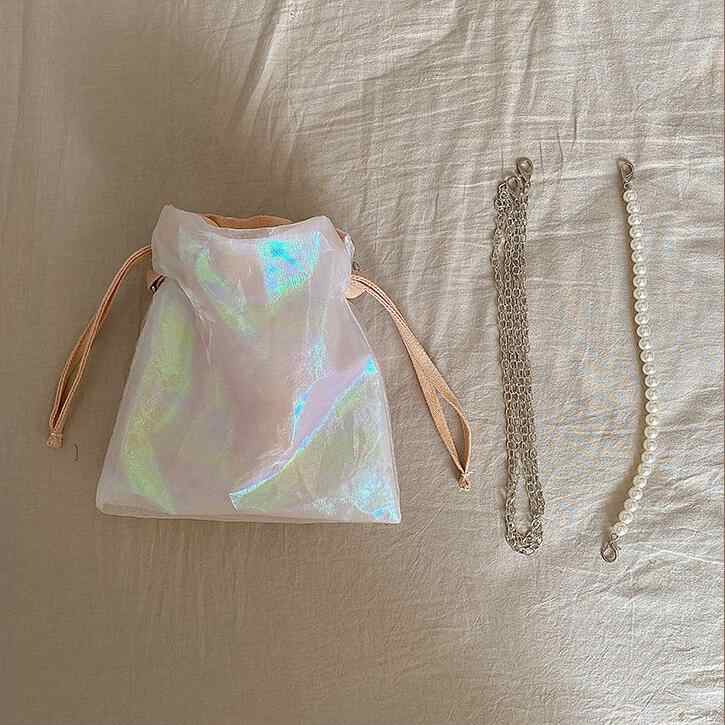 

Pearluxe Clutches: Elegant Handbags for Summer Parties, Pink