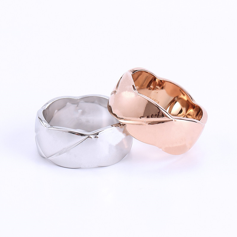 

rose silver titanium steel Lozenge love Band Rings men and women wedding for lovers Jewelry couple ring gif