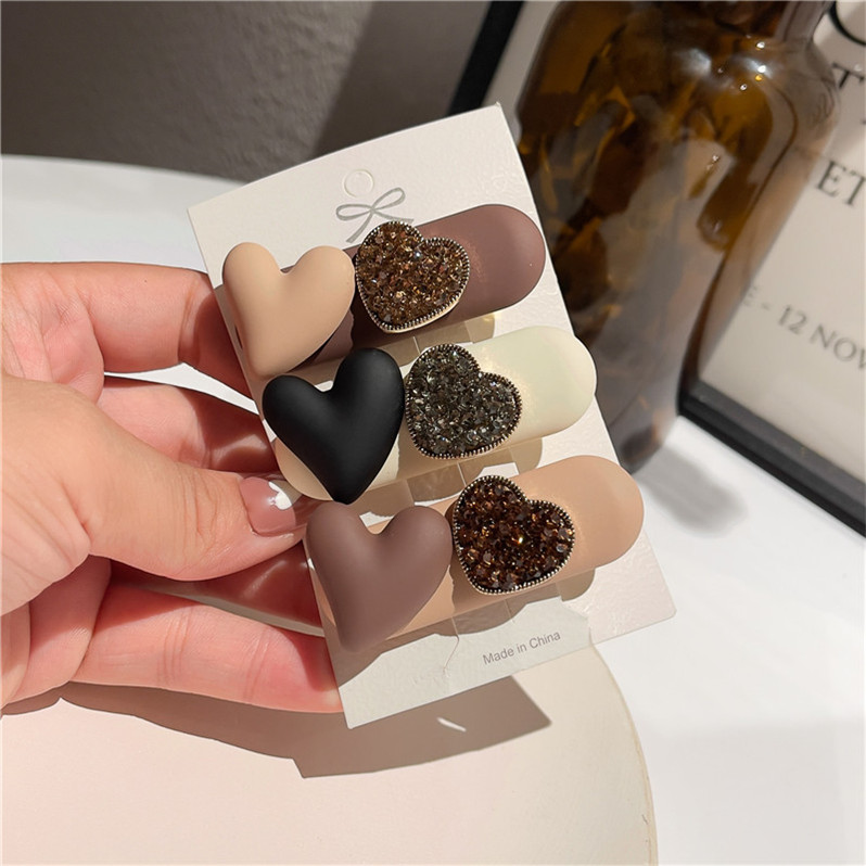 

Lovely Rhinestone Love Hair Clip Heart Shape Bang Clips Korean Style Crystal Barrettes Girl Hairs Ornament Wholesale