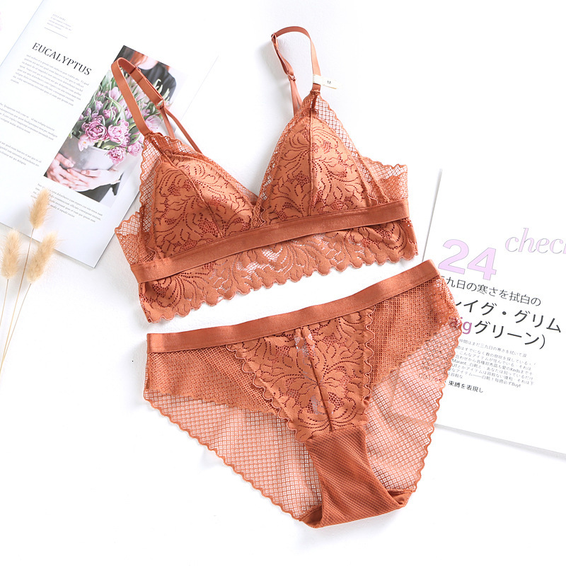 

bras sets french lace underwear back big chest show small flat ultra thin no steel ring suit 5079, Red;black