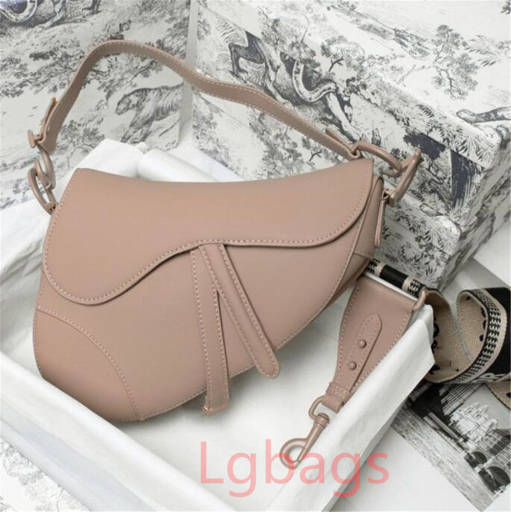 

High Quality Hobo Underarm Shoulder Bags Fashion Genuine Leather Saddle Bag Tote Luxury Designer Middle Moon Shaped Women Crossbody Handbag Clutch, Shipping packaging bag
