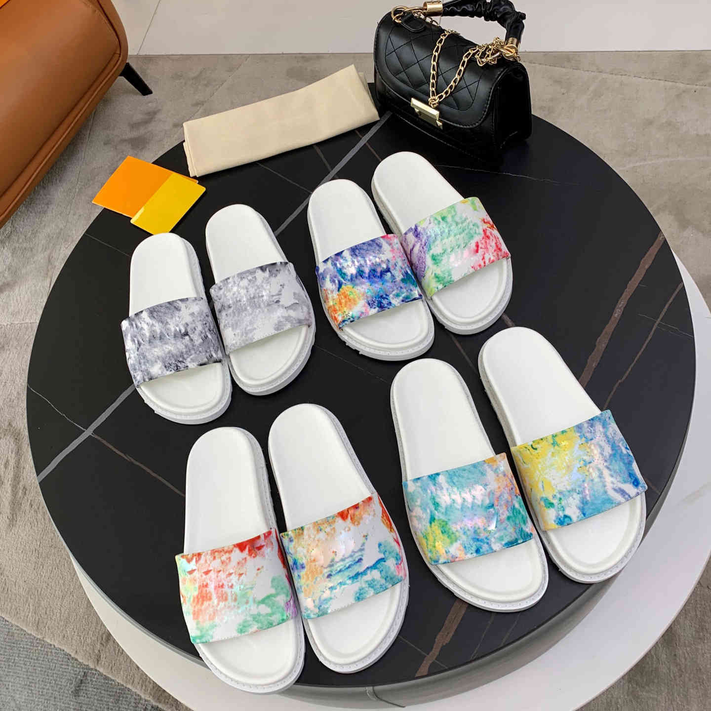 

luxury design women men lover Beach slippers summer ladies Bom Dia Flat Flip Flops Mule Embroidered Cotton sandal Platform Slipper Chunky, Grey