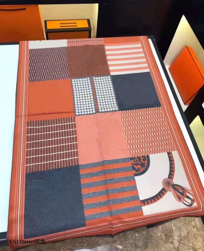 

2021 Fashion Women Winter Warm Cashmere Scarf classic letter Shawls and Wraps Horse Print Bufanda Thick Blanket Scarves 4 Color