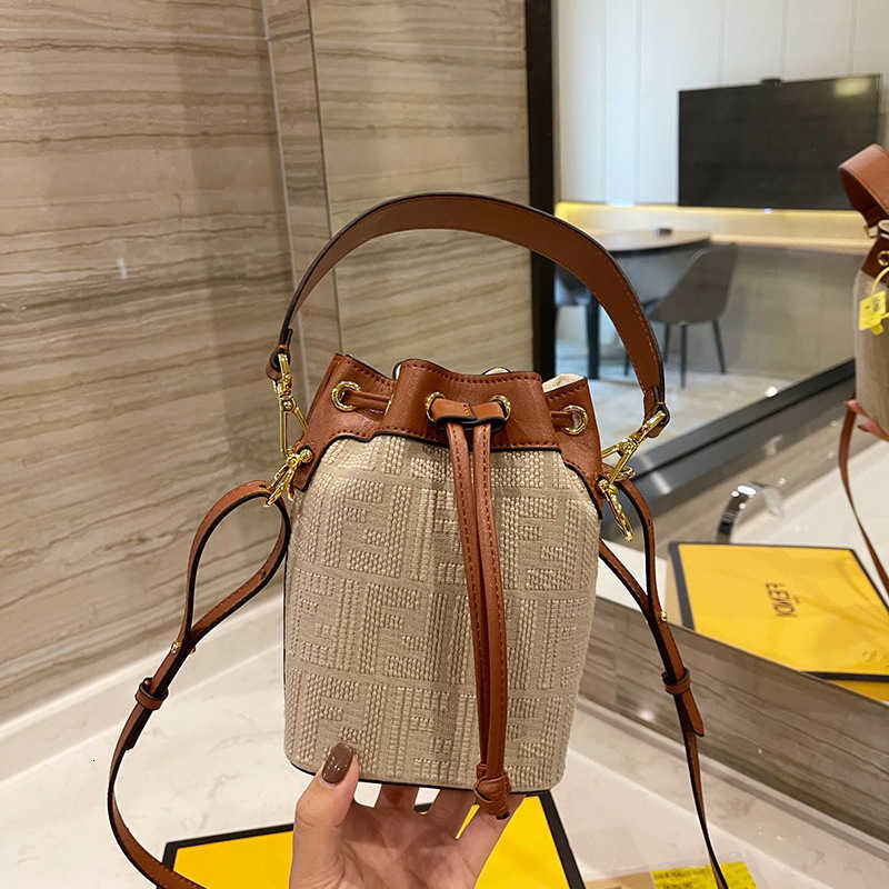 

Women Luxurys Designers Bags 2021 designer handbags Multi Pochette Crossbody Bag Zhouzhoubao123 Louisbags_18 Hanghhangbag Hand Vintage B6NL