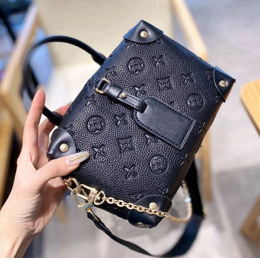 

Original Leather Women Bags Handbag Luxury Designers Fashion Handbags Ladies Shoulder Bag Backpack Tote -L0975, Red;black