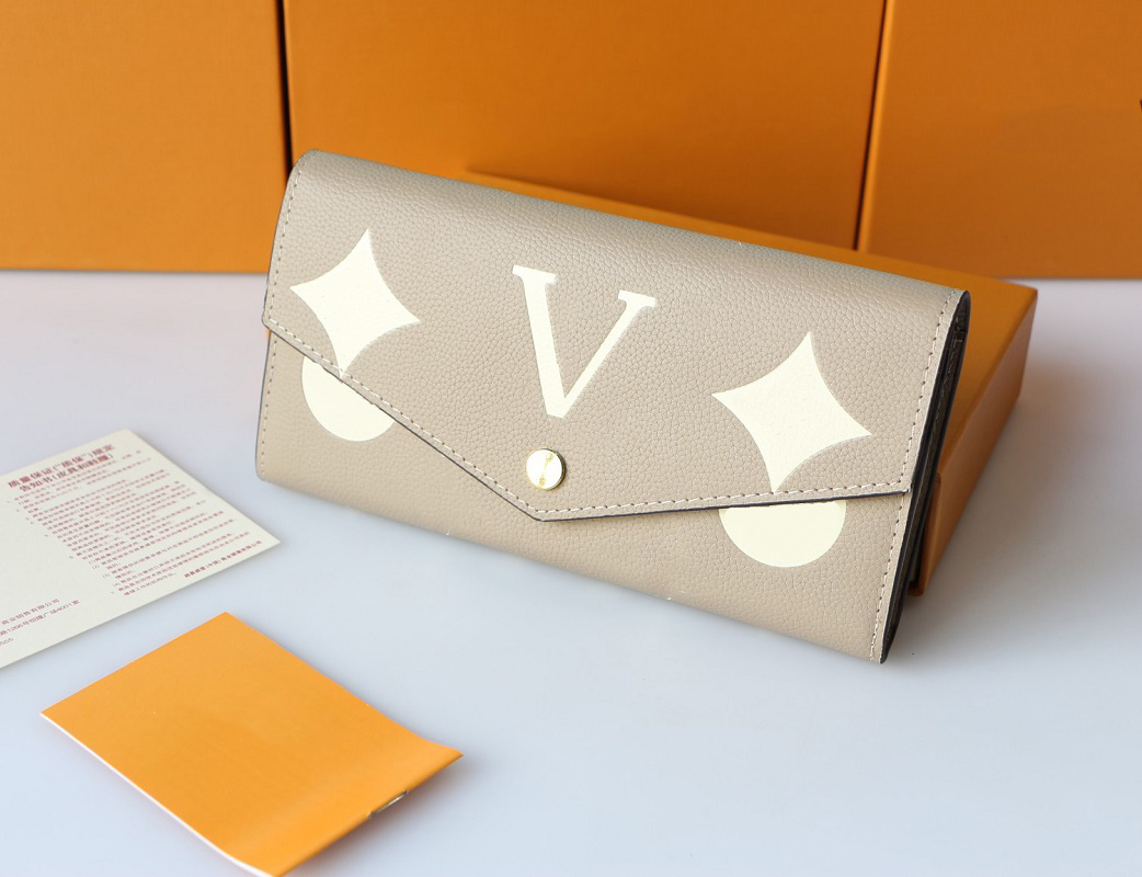 

Top Fashion Men and women purses leather designer luxury letters flower pattern chain interlayer hand classic with box SIZE 19-10-2.5cm M80491