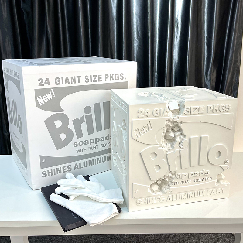 

Best-selling Daniel Arsham Brillo Resin Box 22.5cm*28cm*28.5cm Originalfake Holiday Companion Gallery Original Fake Tabletop Arts model deco