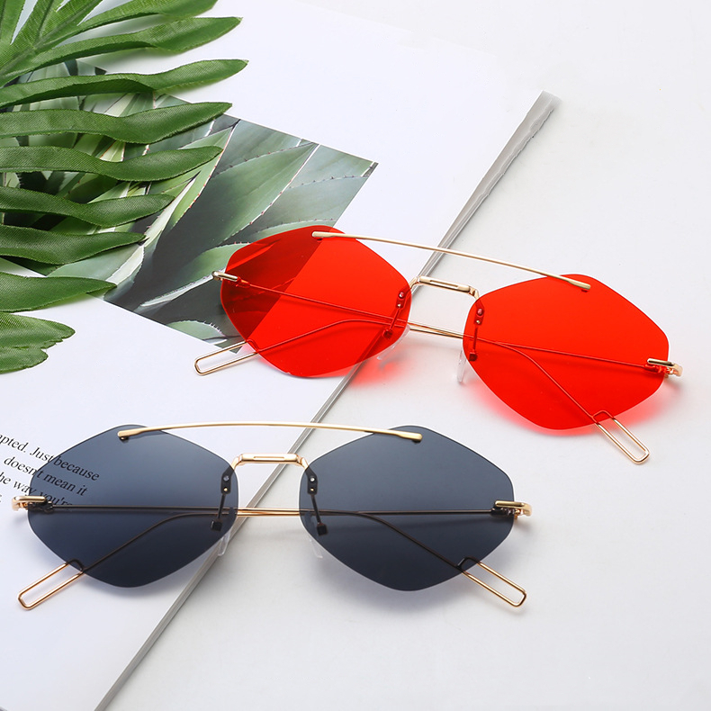 

Sunglasses Women 2021 Metal Glasses Vintage Rimless Gafas Polygonal Irregular Shades for Summer Men and Ladies with Clean Cloth In Box, White;black