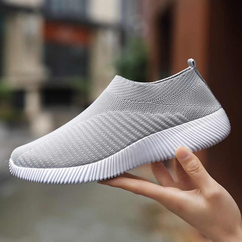 

2021 Women running shoes girls sports red black pink blue white brown Comfortable Multicolor fashion Sneakers color size 36-39