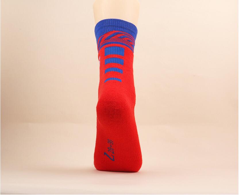 

Badminton socks men's thickened wear-resistant non slip bottom sweat absorption breathable outdoor walk Parkour running sports long tube wholesale retail sock, Blue