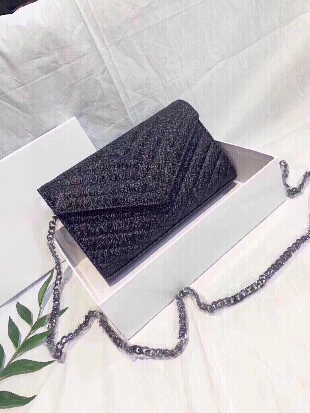 

Envelope with caviar TOP shoulder bags Classic chain handbags High quality Cross body bag Messenger bag with box, Black gold