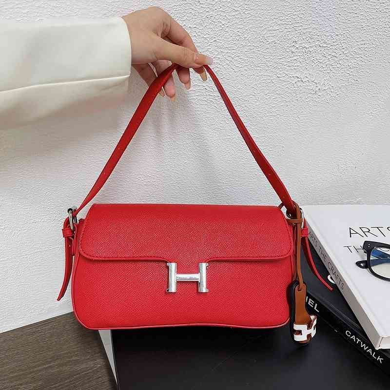 

Design and beautiful candy color armpit small square bag new texture Single Shoulder Messenger Bag middle ancient French Handbags, White