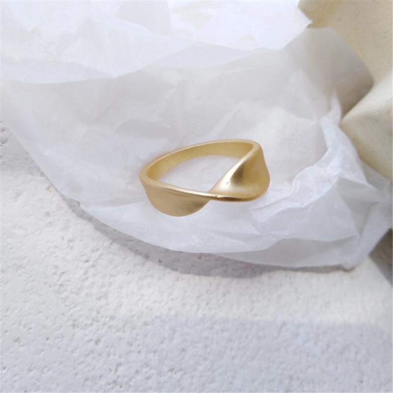 Cluster Rings RUANME Married With Ring Party Proposed Various Social Ball Women Jewelry Accessories-image-704538143