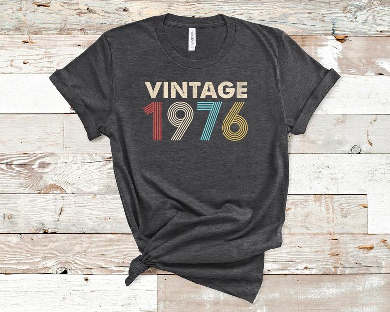 

Women' T-Shirt Vintage 1976 Distressed Retro Fade 45th Birthday Gift Party Shirt Funny Graphic Cotton Women Short Sleeve O Neck Female Clot, Black