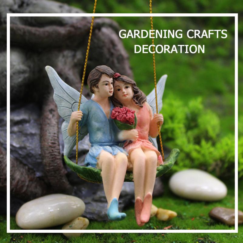 

Romantic Couple Figurines Swing Flower Fairy Garden Micro Landscape Pendant Resin Craft Creative Scene Decoration Decorations