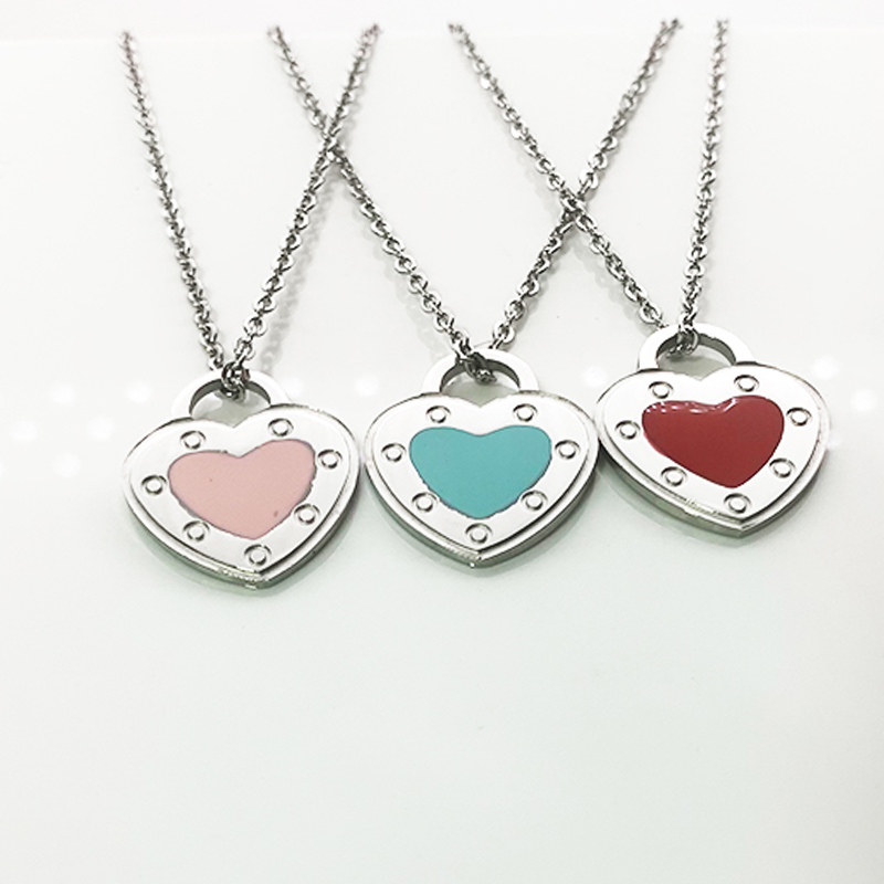 

Luxury heart necklace womens A set of packaging stainless steel pendant blue pink green red jewelry on the neck Valentine day gift for girlfriend wholesale