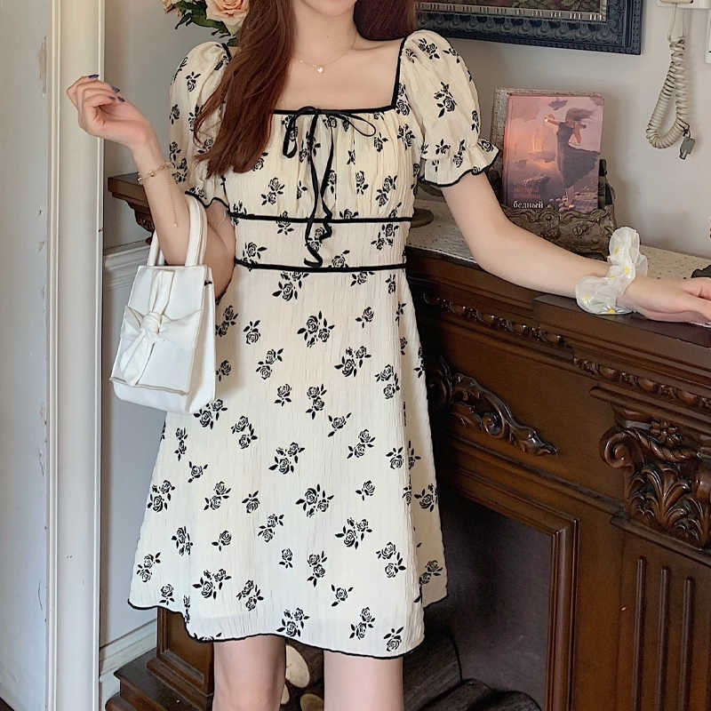

Elegant Vintage Floral Dres Mini Design Puff Sleeve Korean Female Sexy Square Collar Beach Summer Short 210604, Floral dress