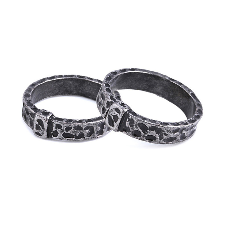 

Outlander Men's and Women's Alloy Pattern Ring 9RGZ, Silver