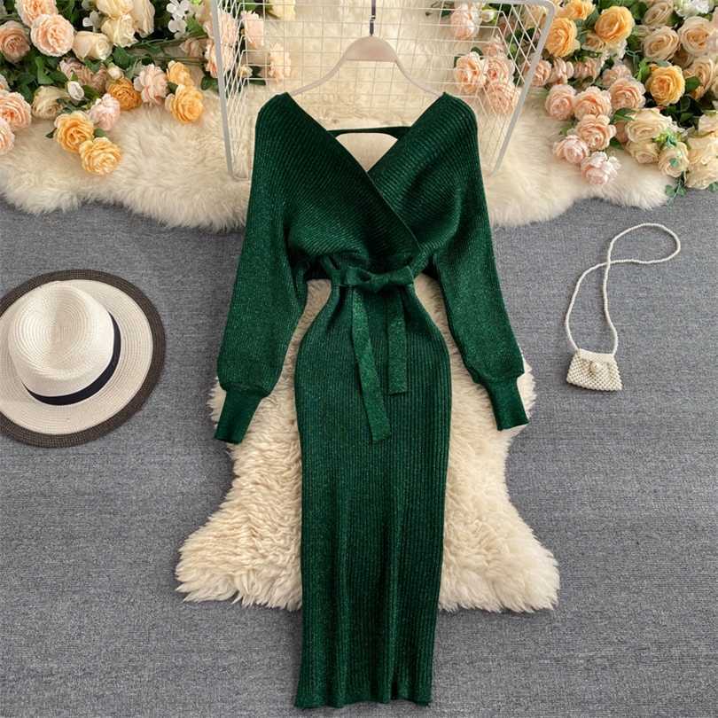 

Sparkling Sexy Party Dress Woman Sweater Elegant Slim V-Neck Basic Knitted Green Vintage Dresses Female Autumn Winter Bat Sleeve 211110, Apricot