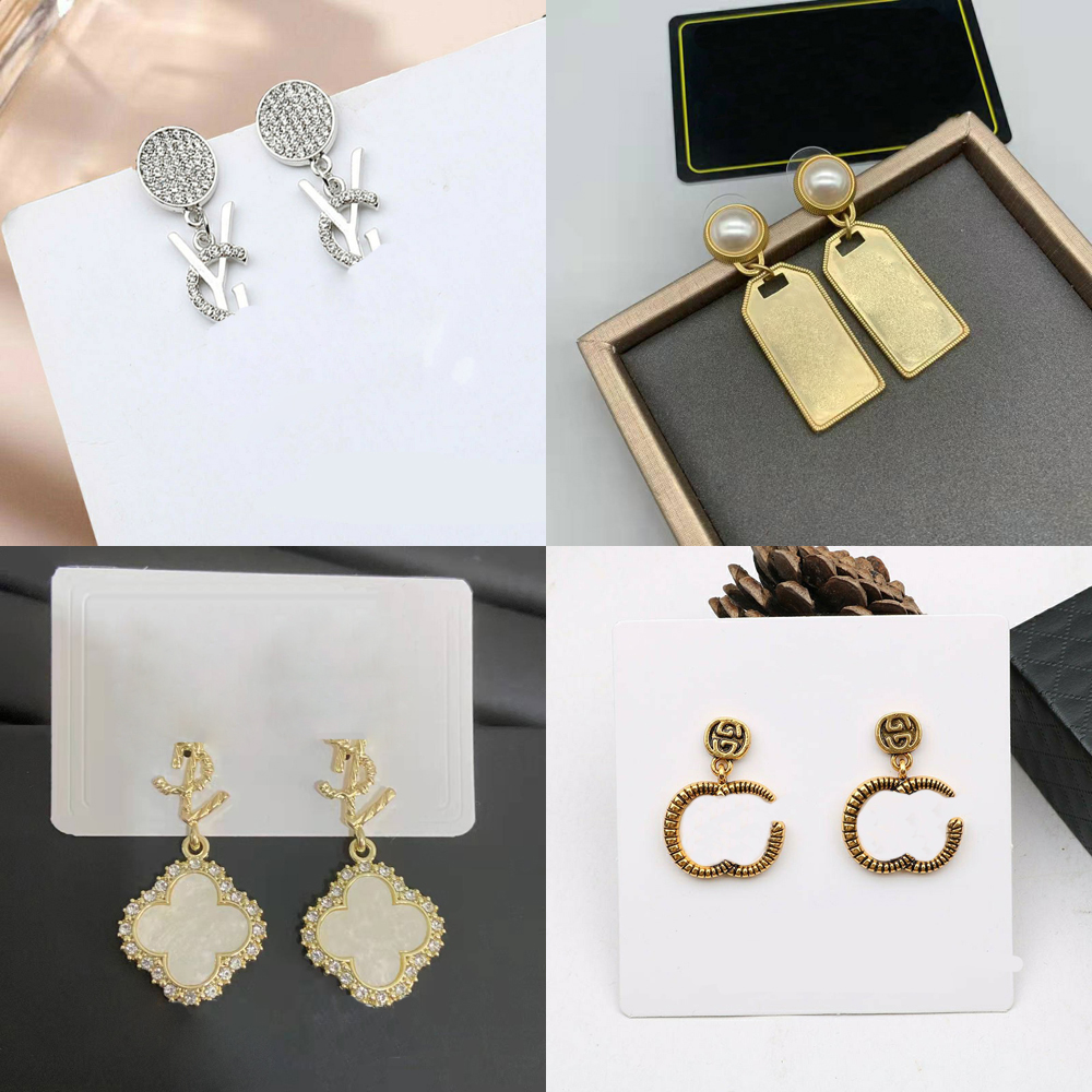 

19color Copper Alloy Double Letters Long Tassel Stud Earrings Small Sweet Wind Women Luxury Brand Designer Pearl Crystal Earring Metal Jewelry Accessories