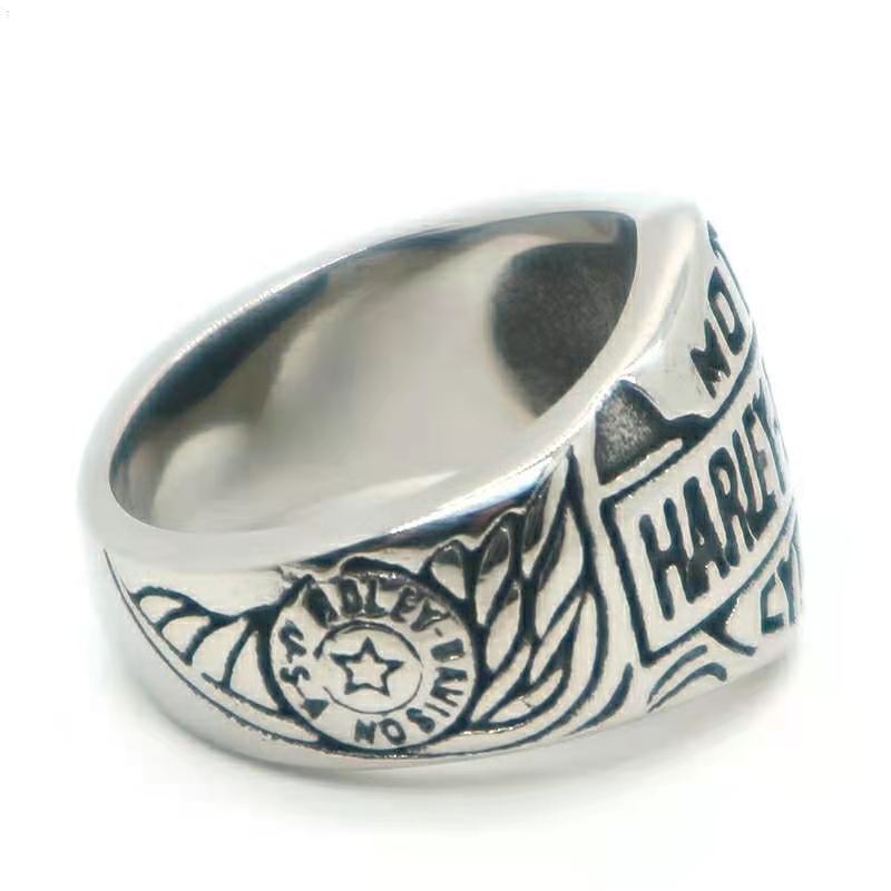 

2021European and American men's motorcycle stainless steel ring punk rock trend designer jewelry