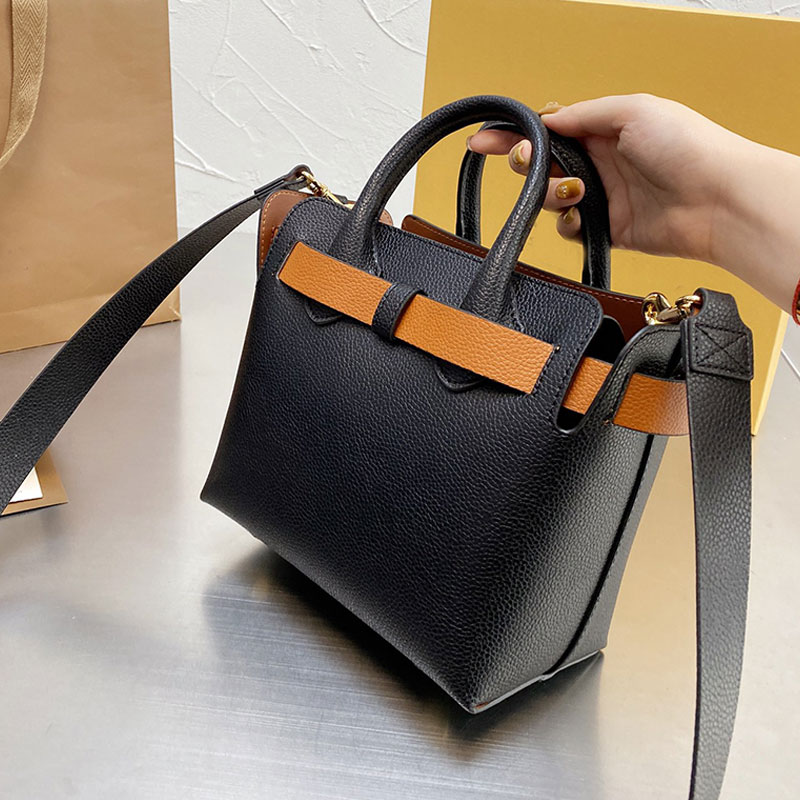 

Shopping Bag Crossbody Bags Handbag Purse Plain Black High Quality Genuine Leather Removable Shoulder Strap Leatherwear Gold Hardware