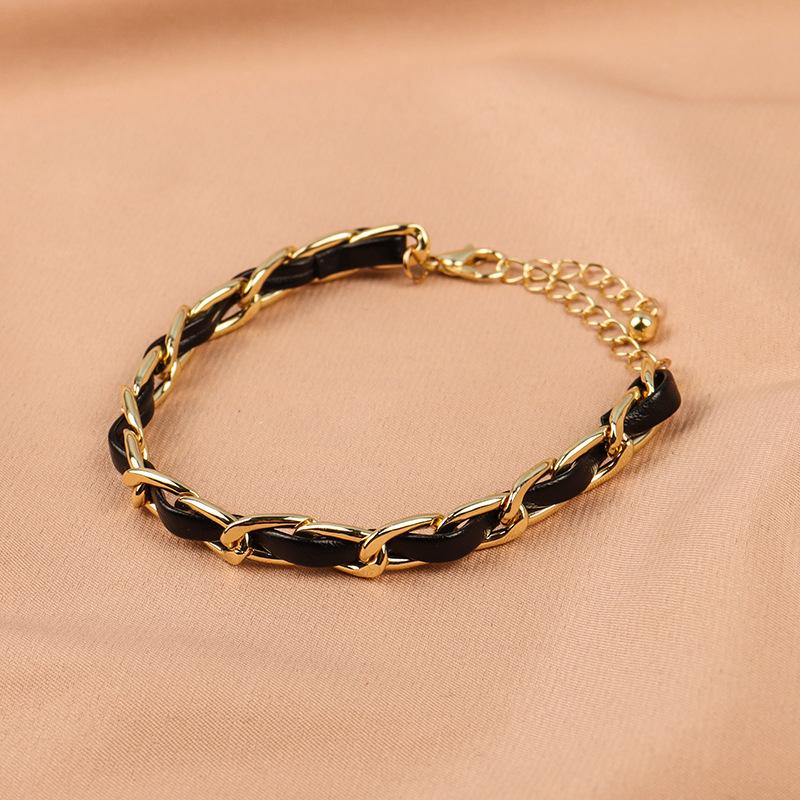 

Bangle 2021 Fashion Braided Leather Bracelets For Women Exquisite All-match Bracelet Couple Jewelry Party