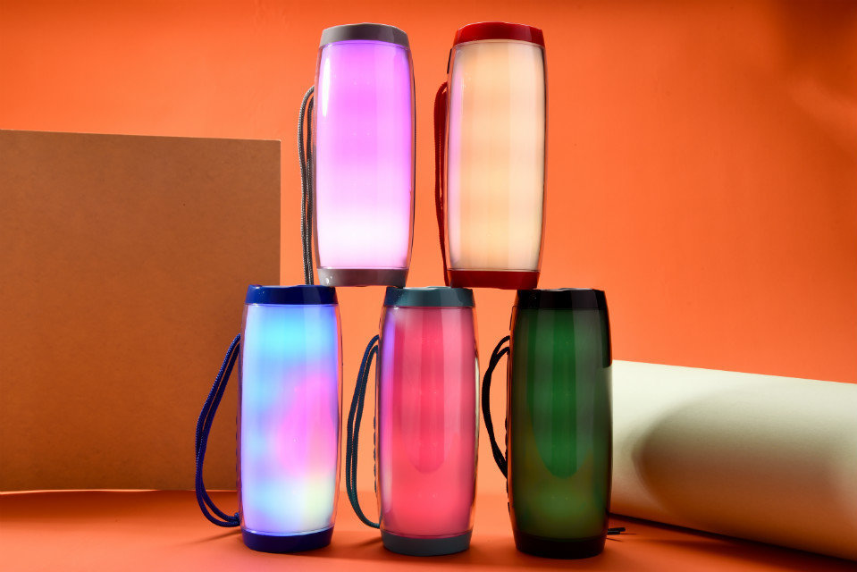 

TG157 LED Wireless Portable Bluetooth Speakers Outdoor Column Sound Box speaker with Mic Support TF FM USB