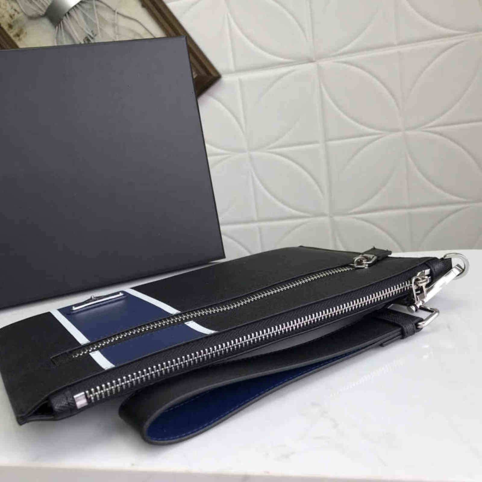 

7A+Fashion Classic men's handbags are hot sellers Sell the latest styles 2NH005 fashion bags zipper Cowhide has excellent texture