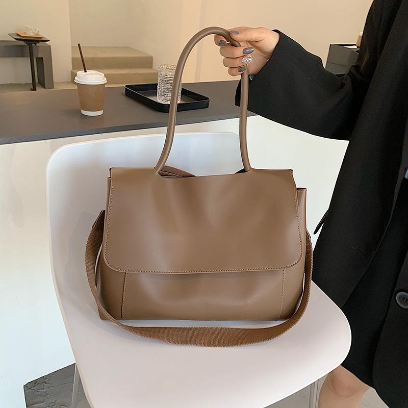 

Luxury Designer Large-Capacity One-Shoulder Ladies Bucket Bag 2021 Fashion Handbag Versatile Beach Travel Mobile Phone Bags Cross Body