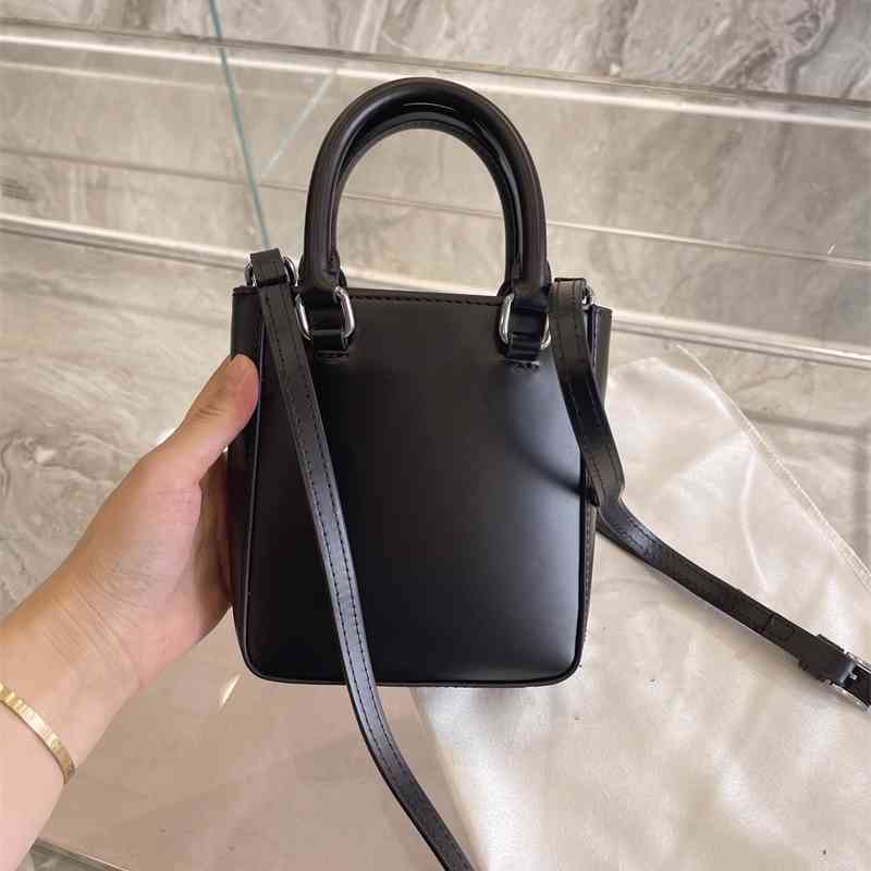 

Luxury designer Crossbody Shoulder Backpack Handbags Tote bag Bags Handbags Wallet Purse Online Ladies black leather compact shoulder diagon