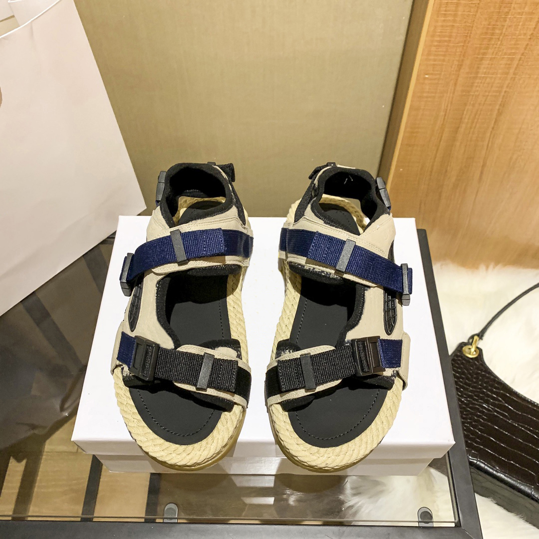 

Luxury Design Boots Women Sandals Ladies Slippers Shoes Female 2021 Womens Shoes Outdoor Designer Scuff Sandales Sport Sneakers tfcgdrg, Black