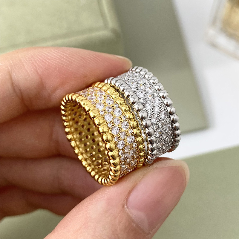 

women Designer ring cleef Rings Necklaces Screw Bracelet carti Party Wedding Couple Gift Loves Fashion Luxury van Ring Bracelets with box asdfeashvjghsdgfdshhh