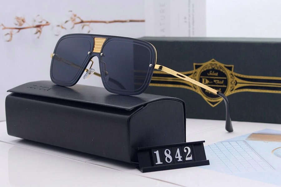 

Fashion DITA Sunglasses High Quality Designer 1727 Man Woman Casual Glasses Brand Sun Lenses Personality Eyewear With Box case 1842