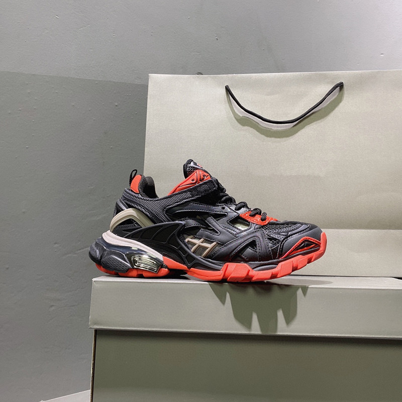 

2021 New designers snow boots women fashion soft leather flat boot girls casual winter brown shoe with fur half boots black, 01