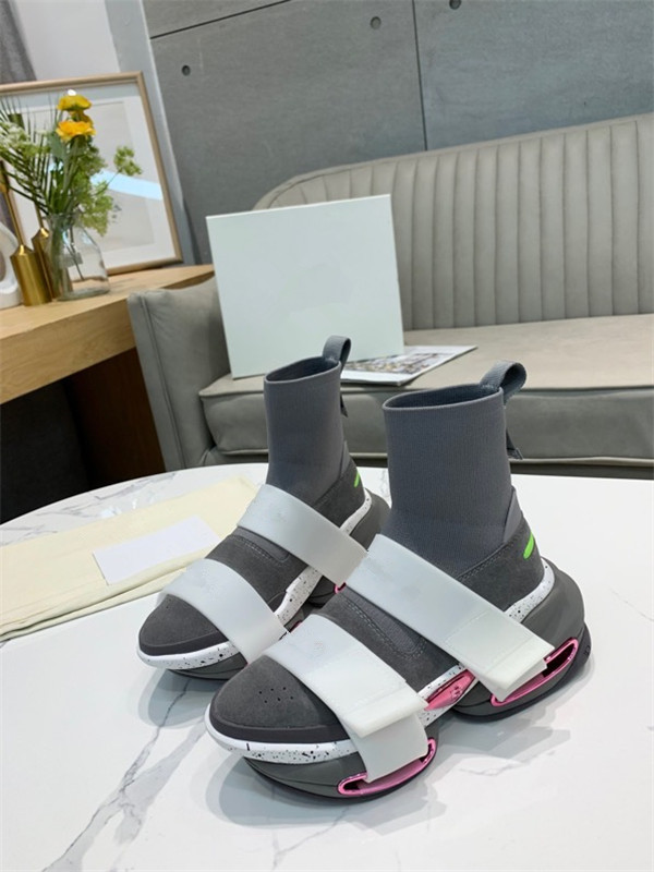 

2021 The latest white low-top shoe transparent printing luxury ladies high-top sneakers canvas men and women fashion casual shoes size:35-40, Black