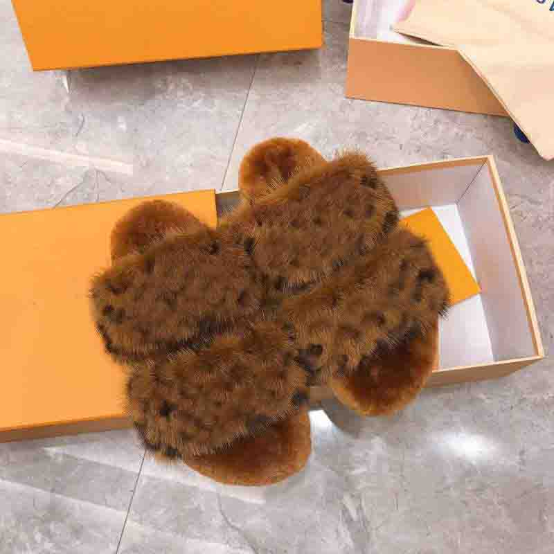 Wholesale brand luxury designer flat-bottomed mink slippers top quality couple round head parquet letter fur outer wear home slippers size 35-42