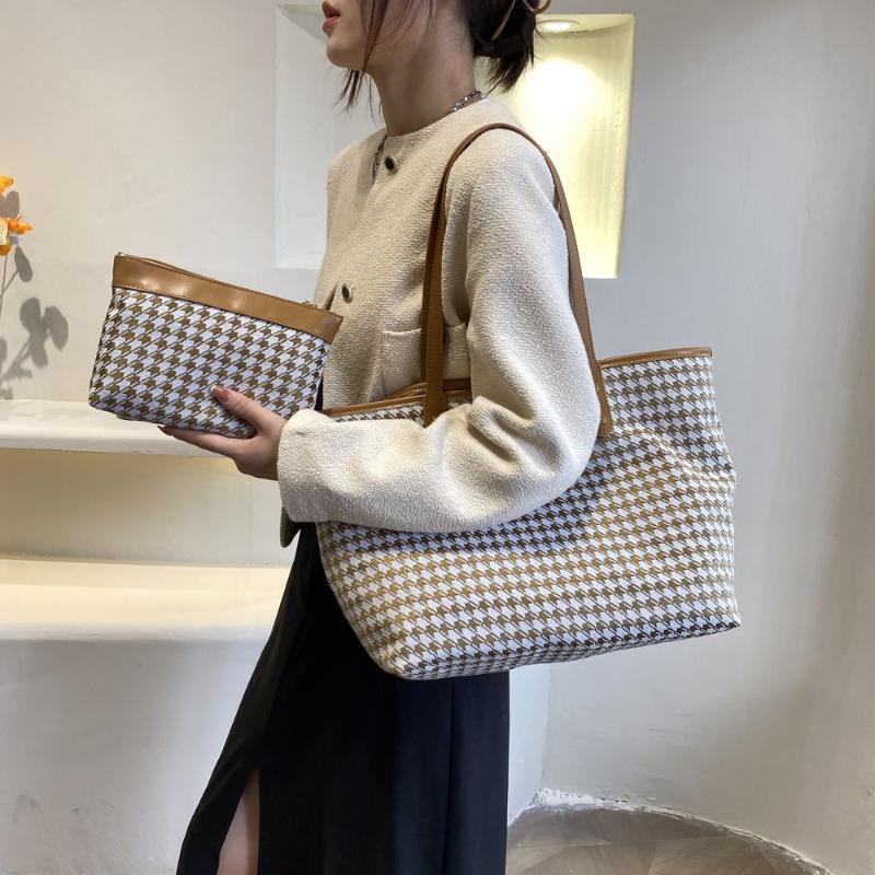 

Evening Bags Women'S Bag Fashion Exquisite Shopping Retro Casual Women Totes Shoulder Baguette Ladies Handbags Luxury Woman