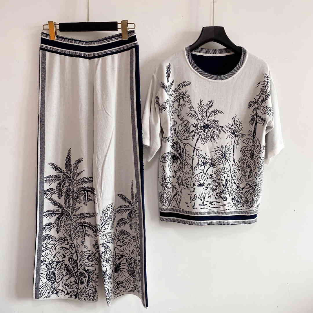 

Women's Two Piece Pants WomenS Summer Luxuxy Woman Tracksuits Short Sleeve 2 s Set Outfits Letter Print solid color sports suit Fashion 9SGE, 1# shoe box