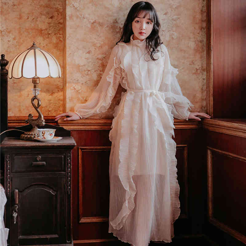 

High quality Runway Women Spring Elegant Long Sleeve White ruffles Maxi Long Dress 210518, Picture color