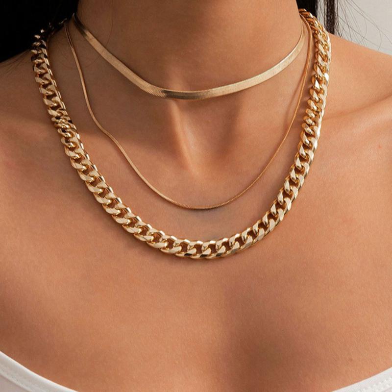 

Chains Ladies Asymmetrical Buckle Necklace Multi-Layered With Multiple Styles Optional Thick Retro Design Chain Fashion Party Jewelry