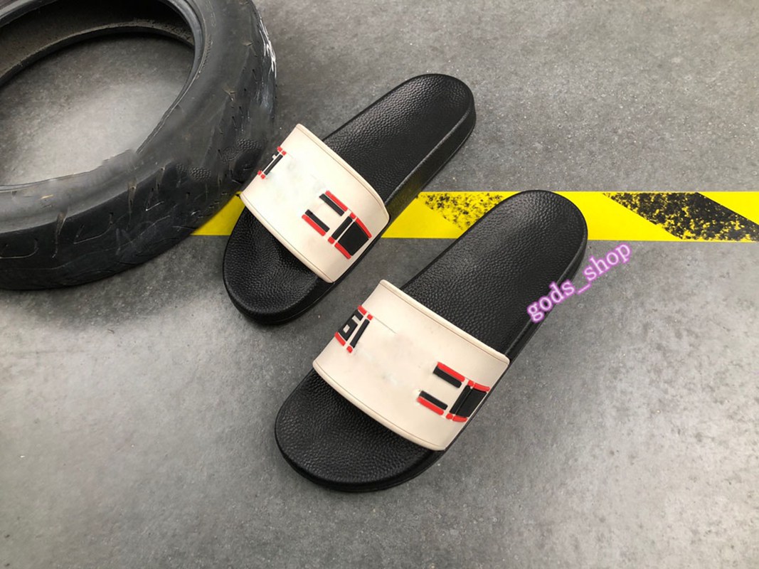 

2021 Men's Women's Shoes Summer Fashion Broad Bottom Flat Sandals Slippers Flip-Flops