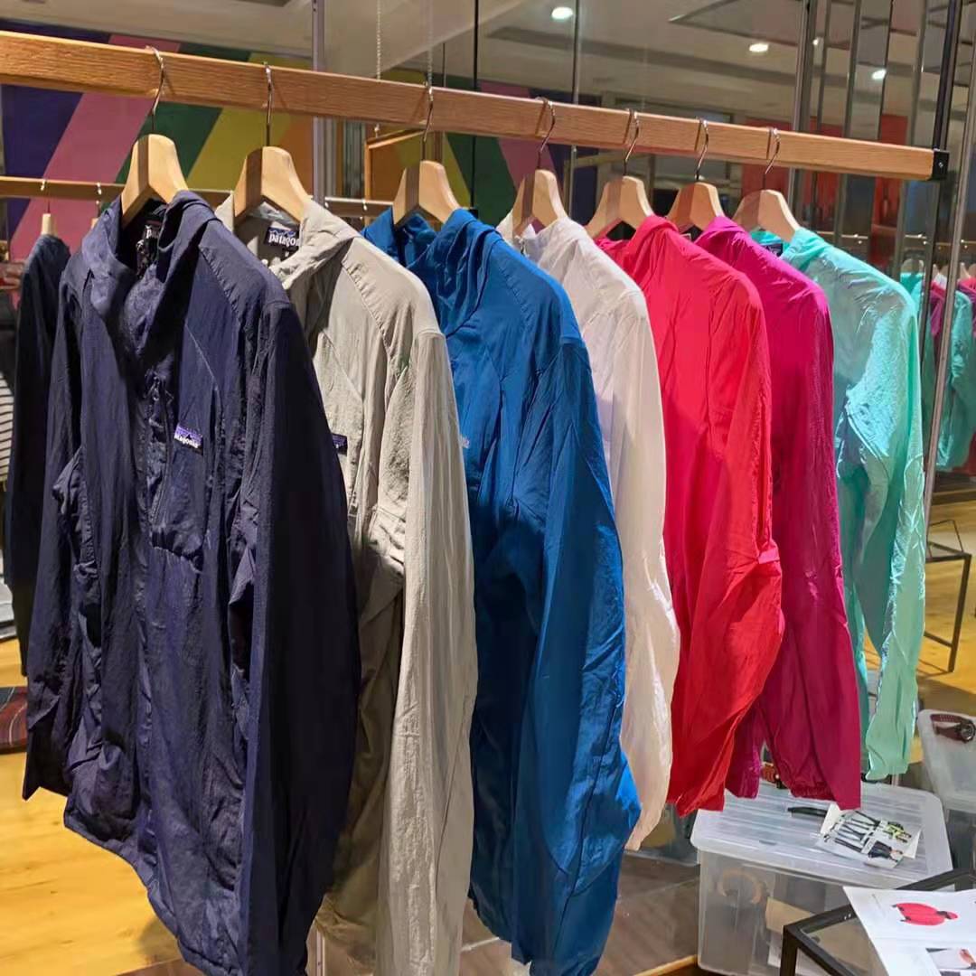 

PATAGONIA! Men Hoodies Spring summer Autumn Windrunner jacket Thin Coat,Men sports windbreaker explosion couple Sun protection clothes outdoor, Black