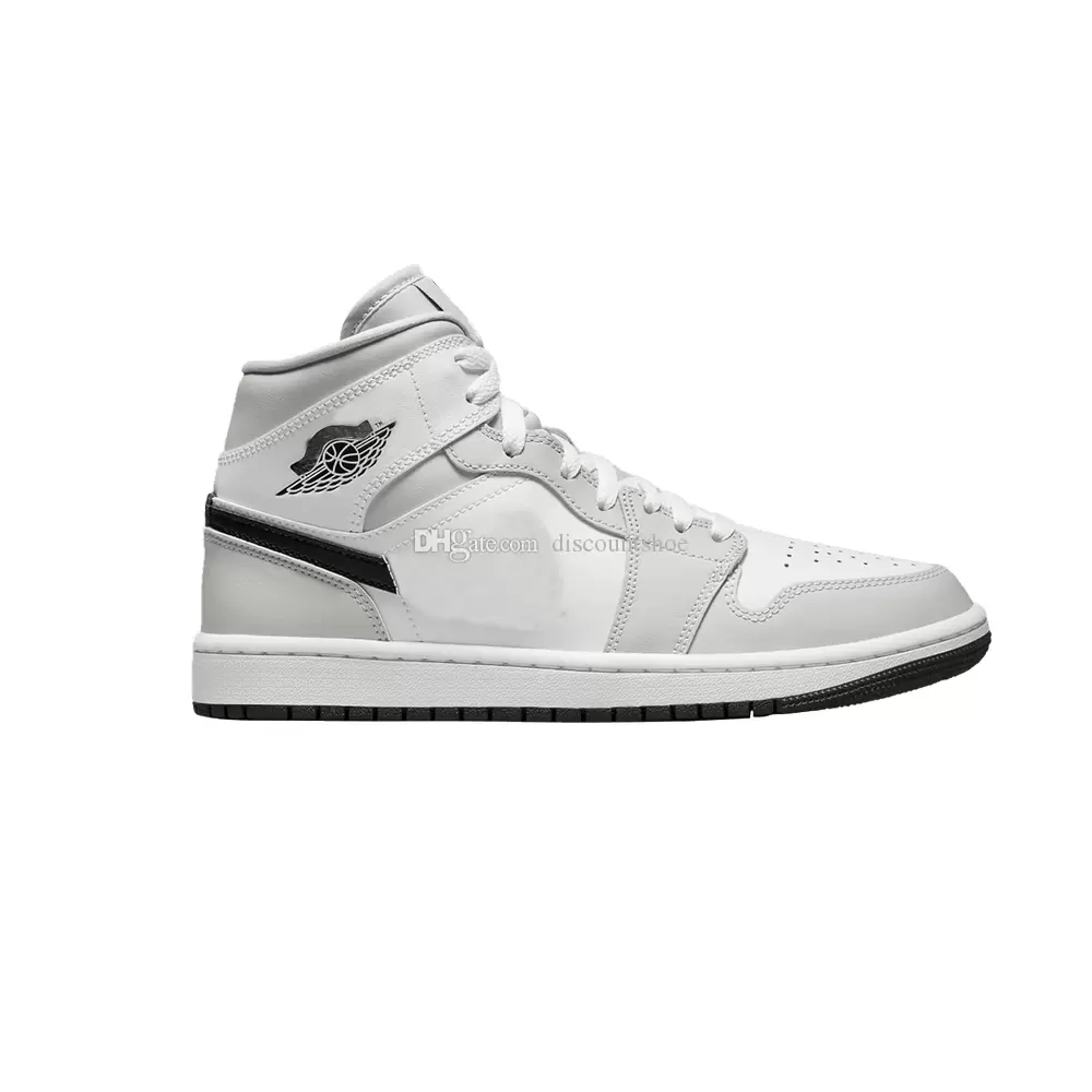 

jumpman Wmns 1 Mid Grey Fog Basketball Shoes 1s Men Women Sneakers High quality SKU:BQ6472 015 (Delivery within 24 hours), Sku cd6578 507