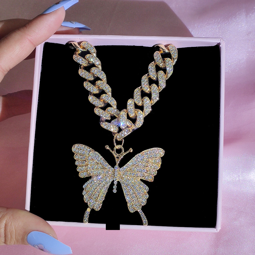 

Flatfoosie Iced Out Crystal Butterfly Pendant Necklace Miami Cuban Link Chain Choker Necklace for Women Bling Rhinestone Jewelry X0509