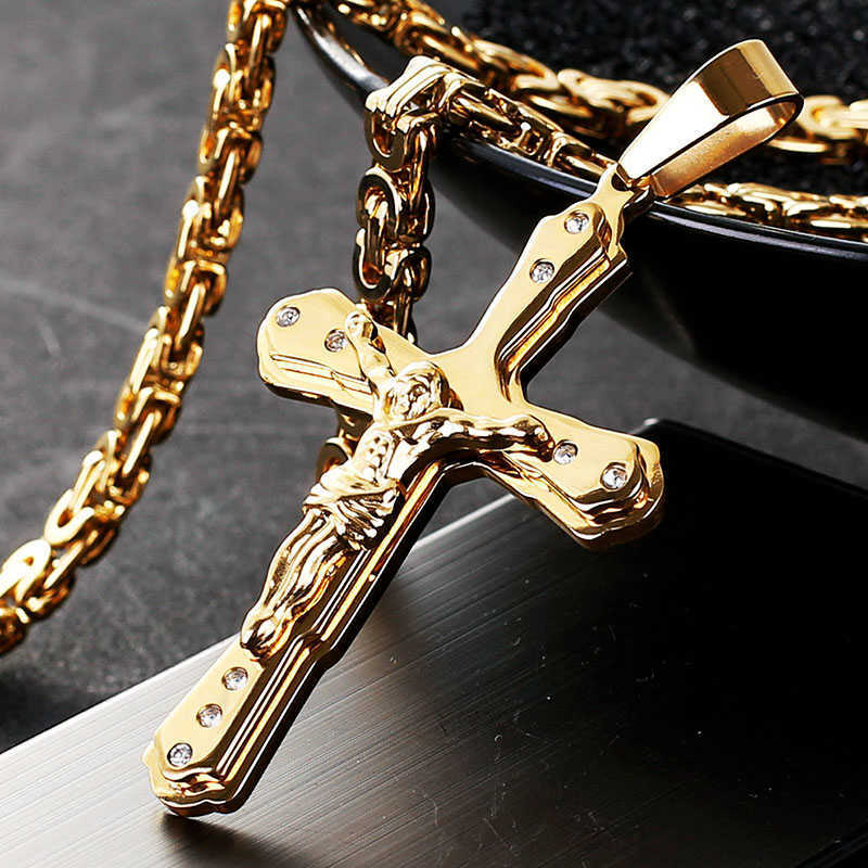 

Ancient Men StainlSteel Crystal Jesus Christ Holy Crucifix Cross Pendant Necklace Byzantine Chain Necklaces Jewelry Gifts X0707