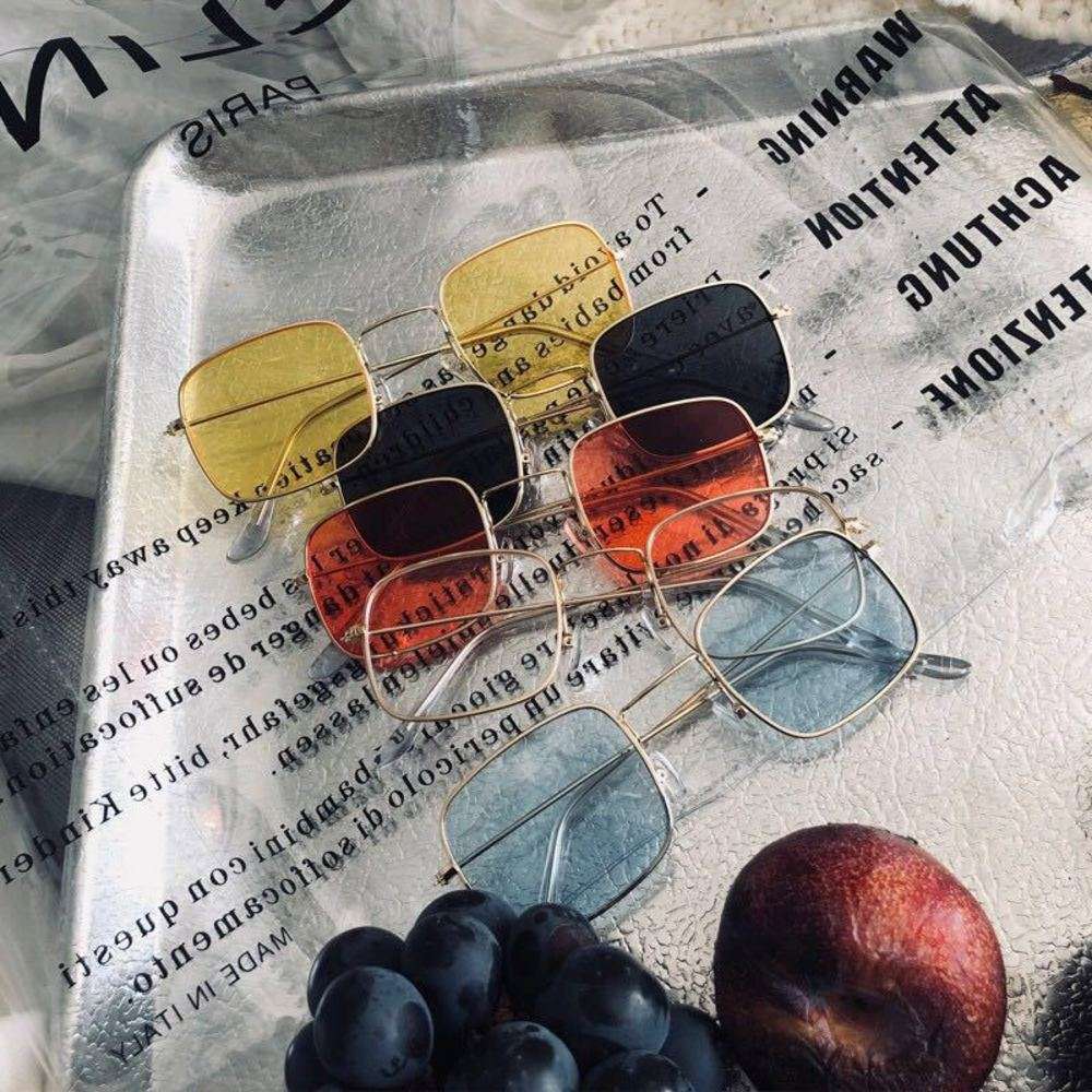 

Harold wind transparent yellow female tide Sunglasses ins face red voice with the same tiktok, Silver