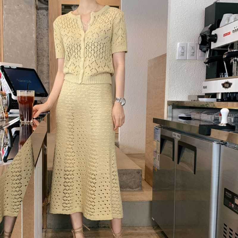 

Summer 2 Piece Sets Women Elegant White Knitted Hollow Out Short Sleeve Top + High Waist Midi Skirts Suits 210526, Yellow