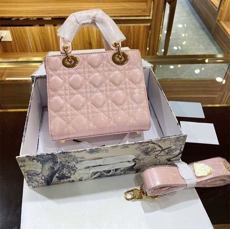 

Quality handbag Patent leather lady Toffee bags cow leathers rattan check pattern handbag D-Lite Ladies Handbags Classic elegance Women
